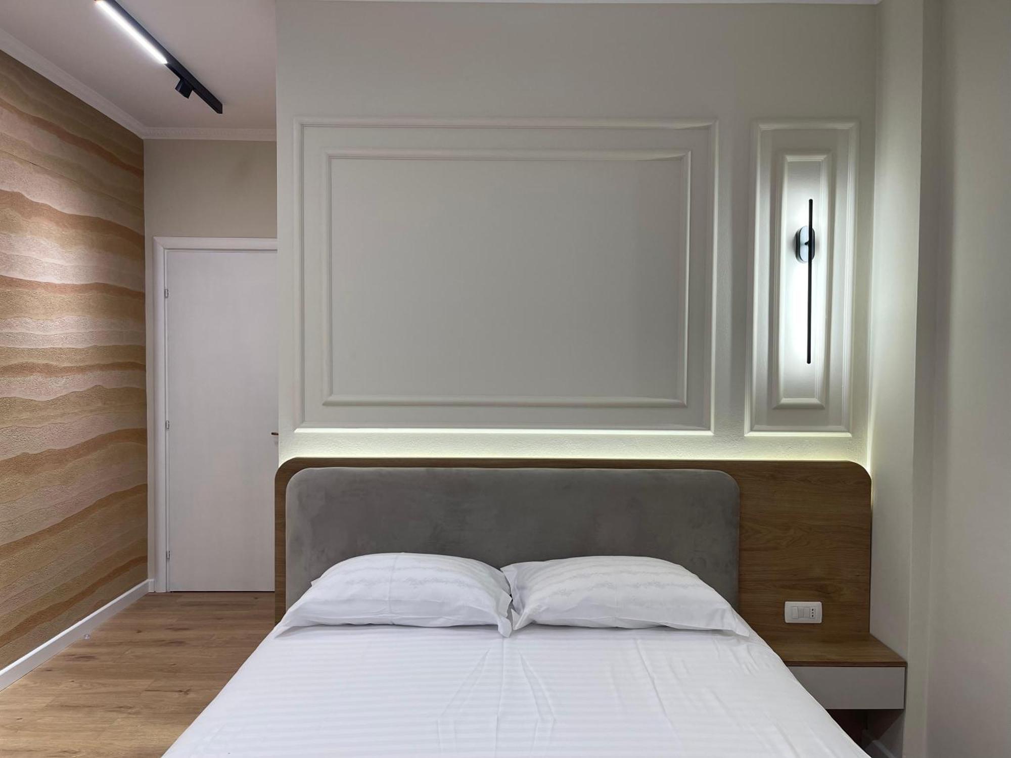 Appartement Gem In The Heart Of Tirana Extérieur photo